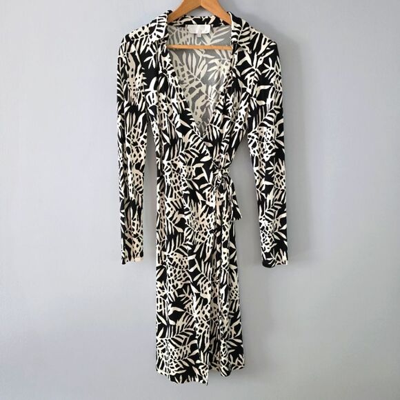 Mikael Aghal Silk Long-Sleeve Printed Wrap Dress Size 6 - Picture 1 of 5